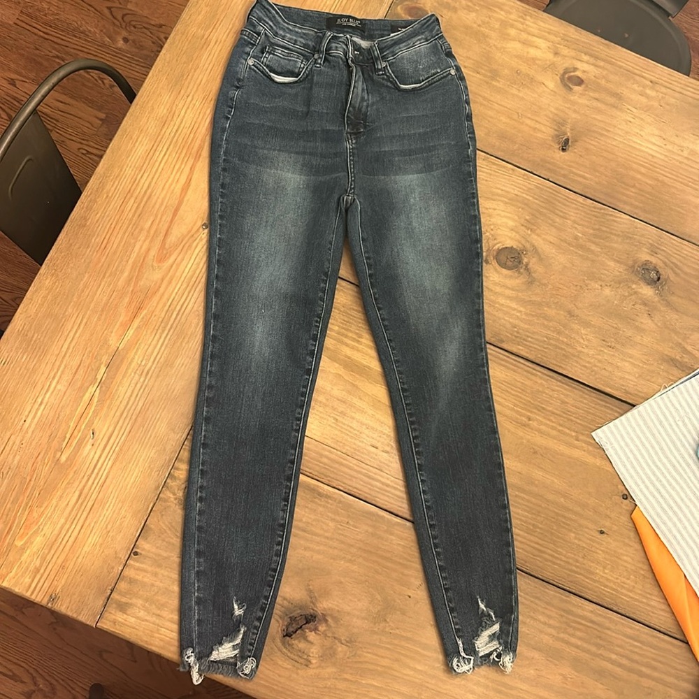 5/27 Judy Blue skinny jeans